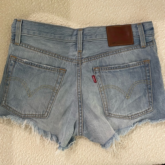Levi Denim Button Fly Shorts - Picture 2 of 4